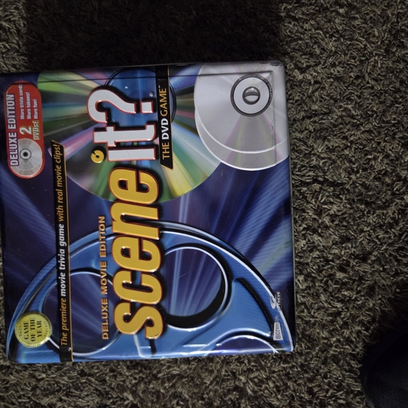 Scene It? Deluxe Movie Edition DVD Game - Picture 1 of 2